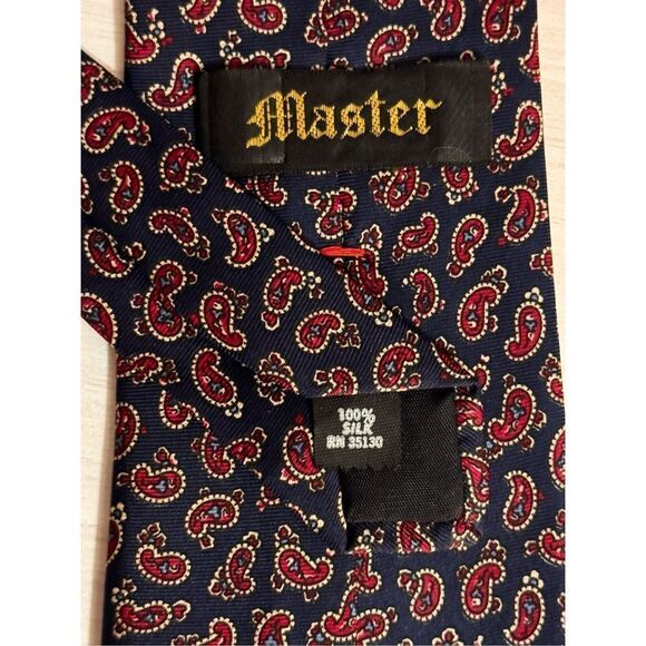 Master Paisley Silk Tie - Picture 7 of 9